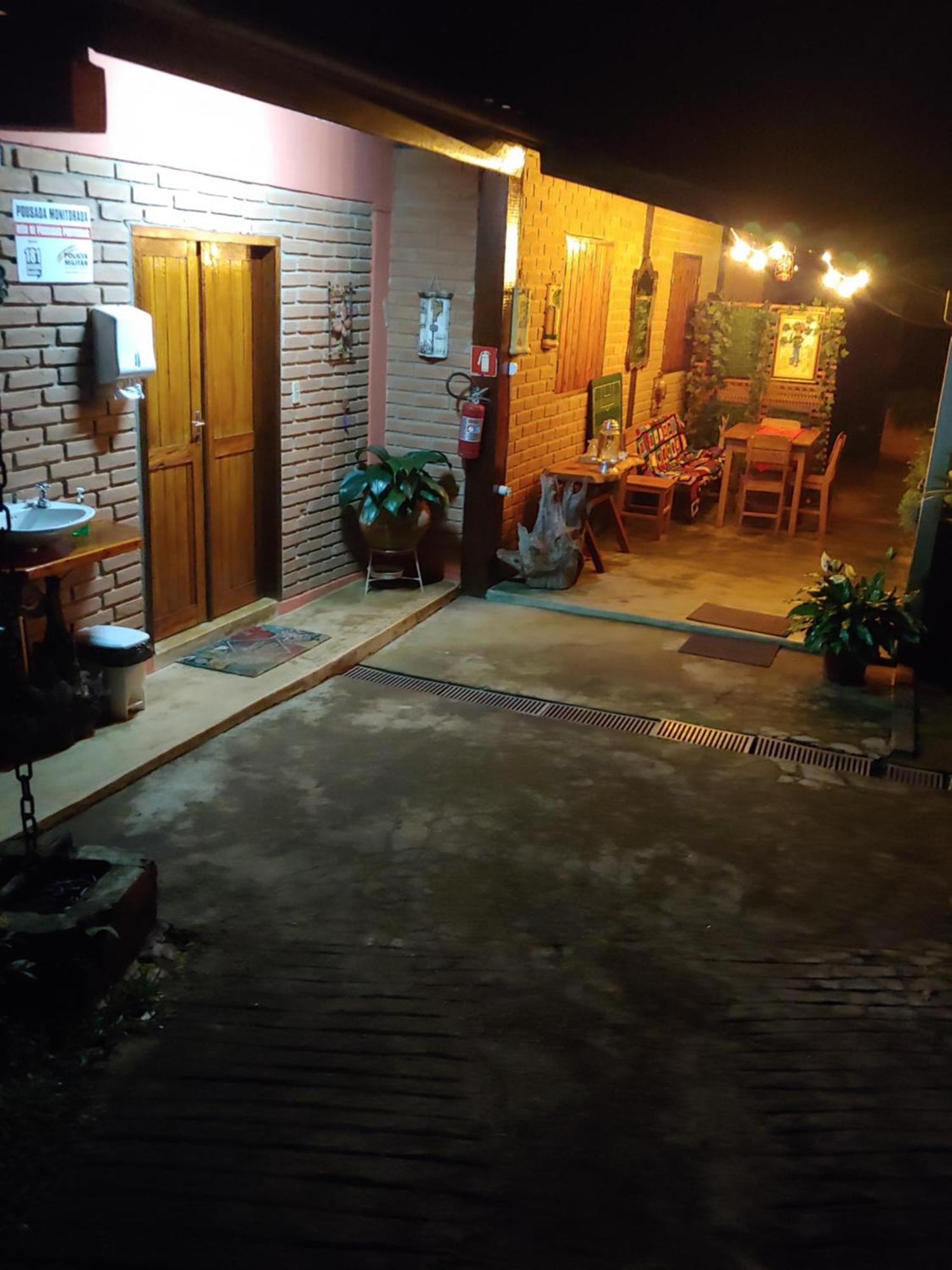 Pousada Recanto Da Vitoria Gonçalves Exterior foto