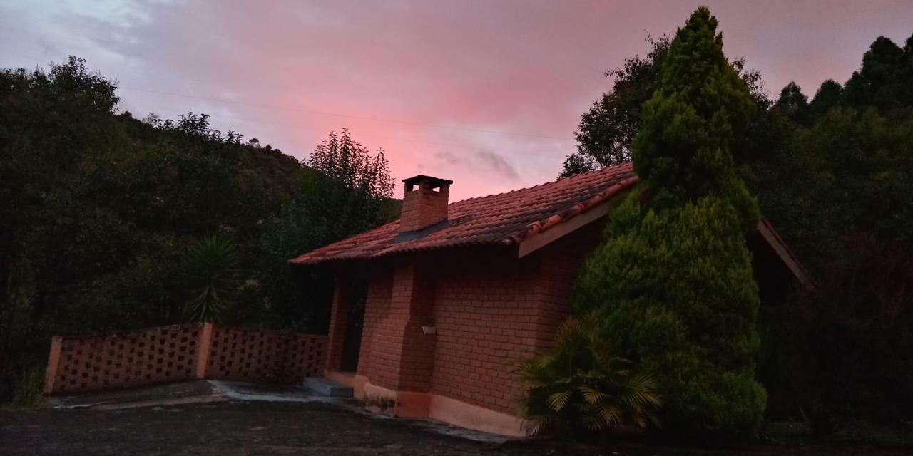 Pousada Recanto Da Vitoria Gonçalves Exterior foto